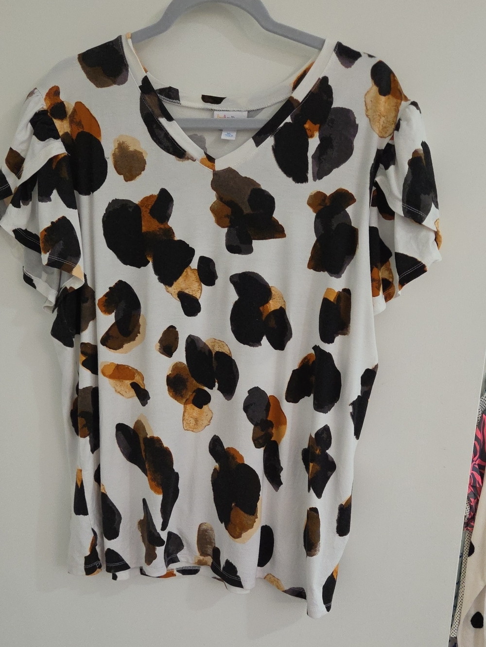 Lularoe "Olive" Top - Tulip Sleeves